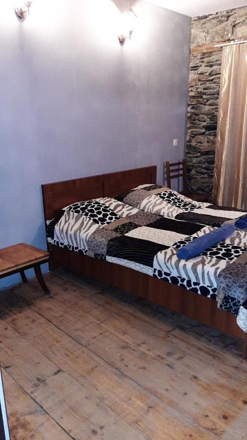 Guesthouse Svanuri Sakhli Ushguli ภายนอก รูปภาพ