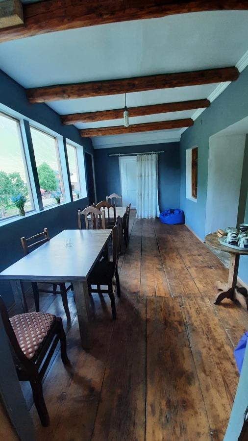 Guesthouse Svanuri Sakhli Ushguli ภายนอก รูปภาพ